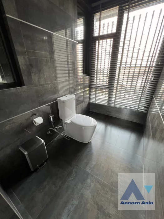29  5 br House For Rent in Sukhumvit ,Bangkok BTS Ekkamai AA46811