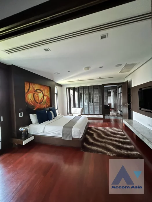 38  5 br House For Rent in Sukhumvit ,Bangkok BTS Ekkamai AA46811
