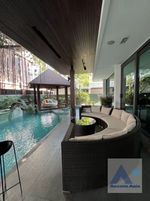 unitHome Office, Private Swimming Pool |  5 Bedrooms  House For Rent in Sukhumvit, Bangkok  near BTS Ekkamai (AA46811)