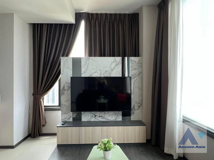 unit 2 Bedrooms  Condominium For Rent in Sukhumvit, Bangkok  near BTS Asok - MRT Sukhumvit (AA46819)