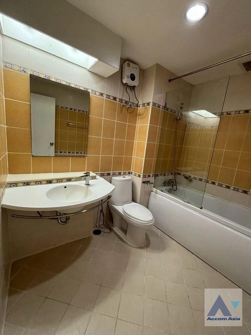 8  1 br Apartment for rent and sale in Sukhumvit ,Bangkok BTS Phrom Phong at The Conveniently Residence AA46820