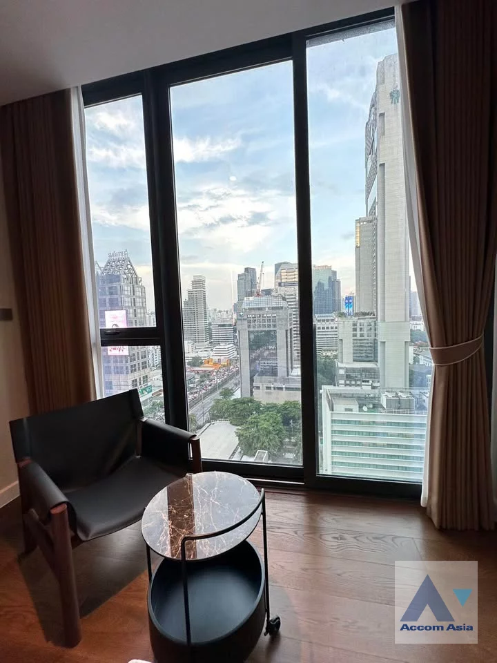 unit 1 Bedroom  Condominium For Rent & Sale in Sathorn, Bangkok  near BTS Chong Nonsi - MRT Lumphini (AA46822)