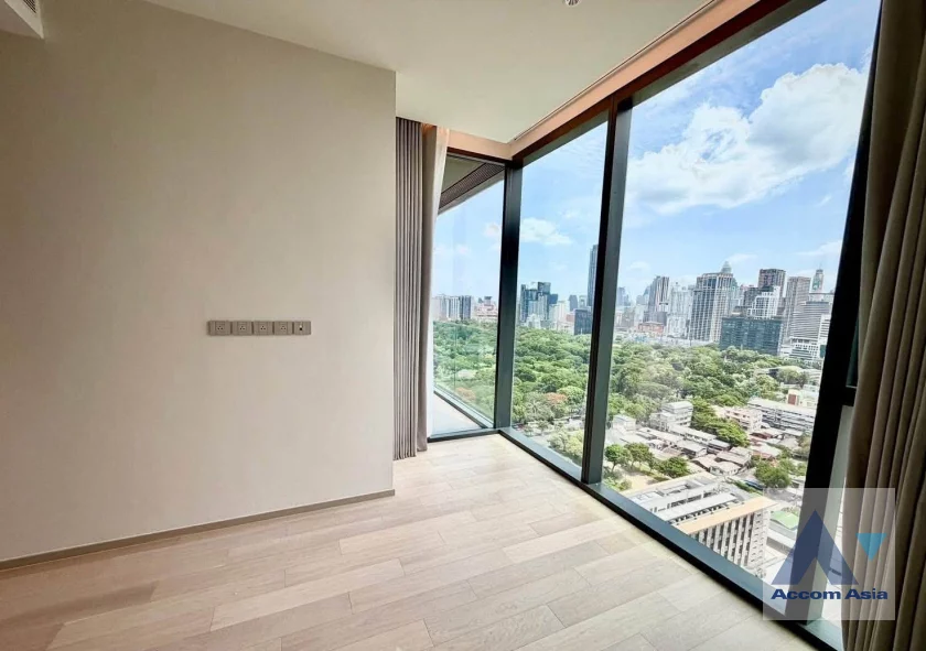 7  3 br Condominium for rent and sale in Ploenchit ,Bangkok MRT Lumphini at EI8HTEEN SEVEN AA46829