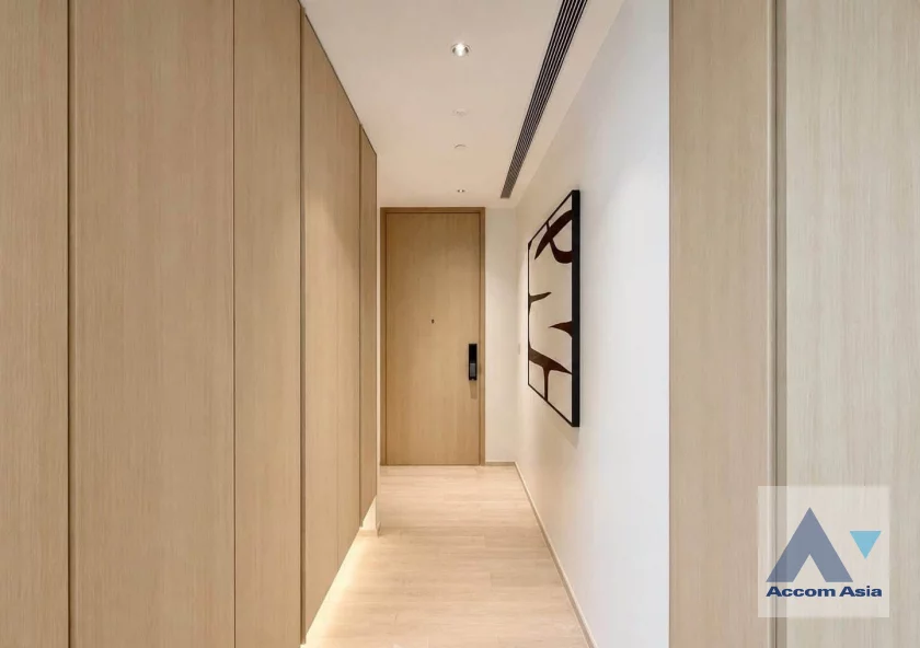 5  3 br Condominium for rent and sale in Ploenchit ,Bangkok MRT Lumphini at EI8HTEEN SEVEN AA46829