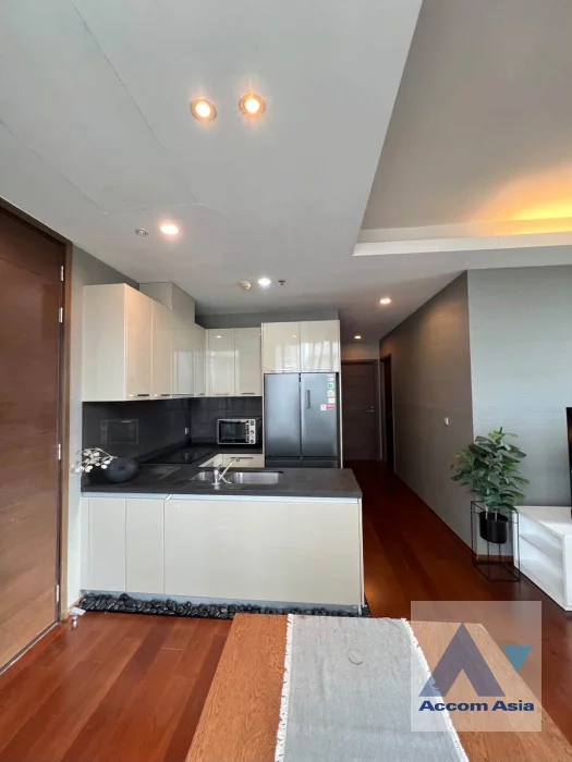unitCorner Unit, Luxury |  2 Bedrooms  Condominium For Rent & Sale in Sukhumvit, Bangkok  near BTS Thong Lo (AA46838)