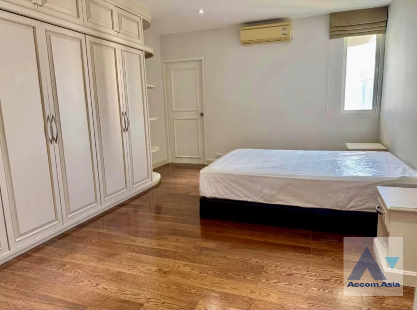 unitFully Furnished |  3 Bedrooms  Condominium For Rent & Sale in Sukhumvit, Bangkok  near BTS Phrom Phong (AA46839)