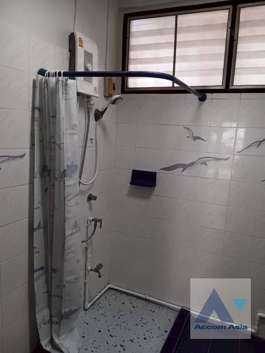 31  3 br House For Rent in Sukhumvit ,Bangkok BTS On Nut AA46841