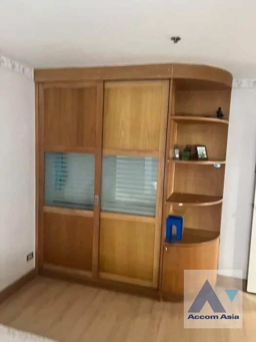 5  2 br Condominium for rent and sale in Ploenchit ,Bangkok BTS Ratchadamri at The Royal Place 2 AA46842