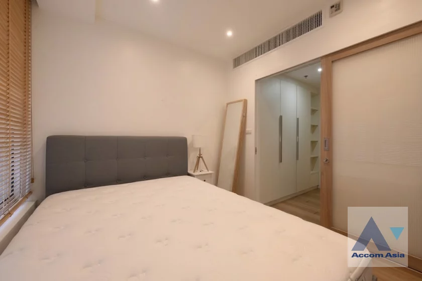 8  2 br Condominium For Sale in Ploenchit ,Bangkok BTS Chitlom at Langsuan Ville AA46845