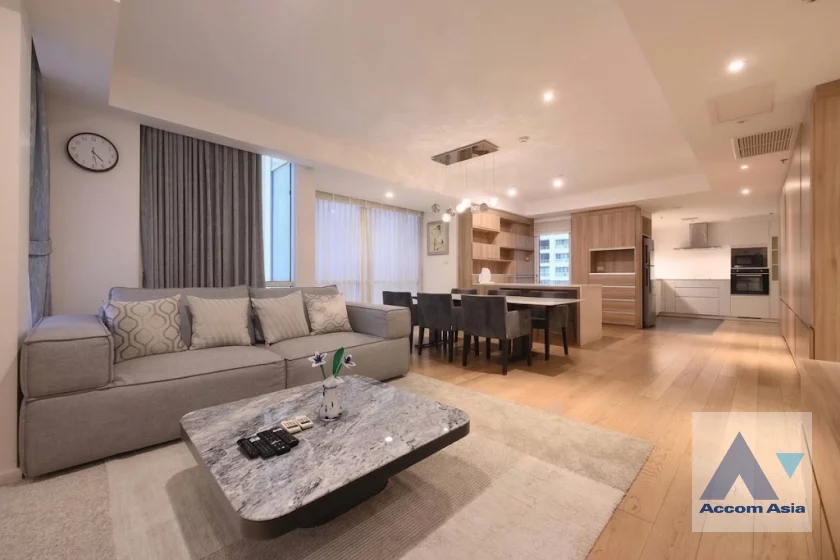  1  2 br Condominium For Sale in Ploenchit ,Bangkok BTS Chitlom at Langsuan Ville AA46845
