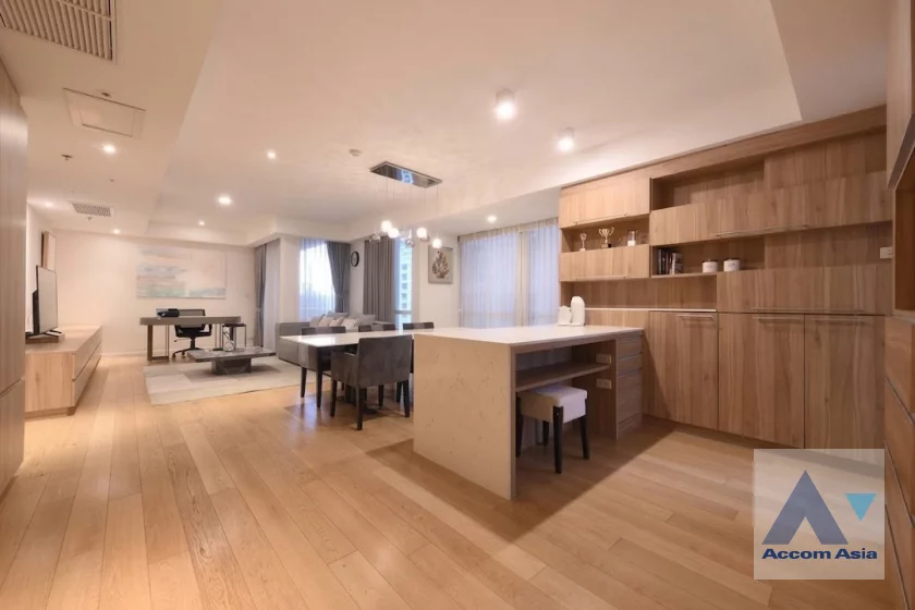 5  2 br Condominium For Sale in Ploenchit ,Bangkok BTS Chitlom at Langsuan Ville AA46845