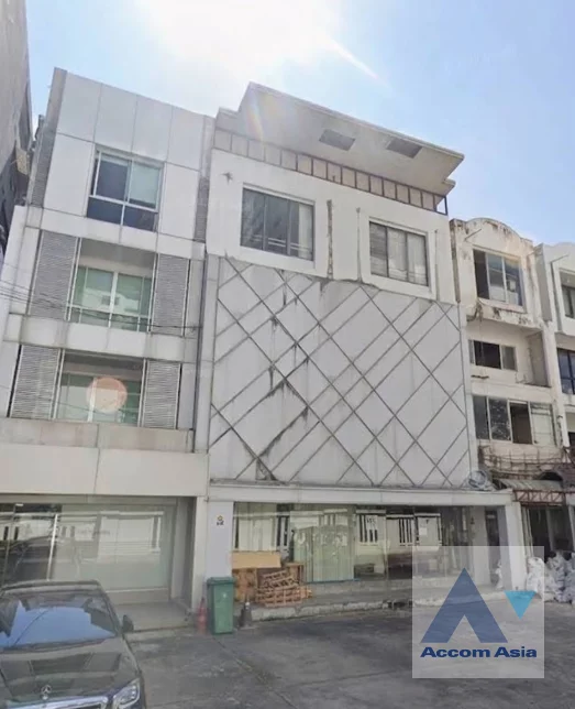 unit Shophouse For Sale in Sukhumvit, Bangkok  near BTS Phrom Phong (AA46848)