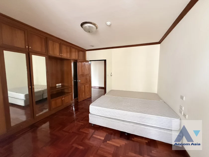 10  3 br Apartment For Rent in Sukhumvit ,Bangkok MRT Sukhumvit - BTS Asok at Suite For Family AA46854