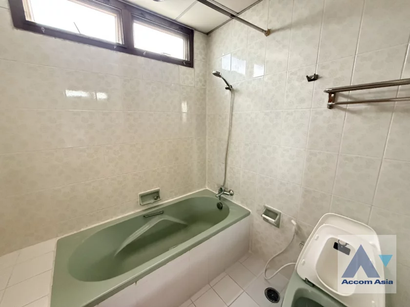 13  3 br Apartment For Rent in Sukhumvit ,Bangkok MRT Sukhumvit - BTS Asok at Suite For Family AA46854
