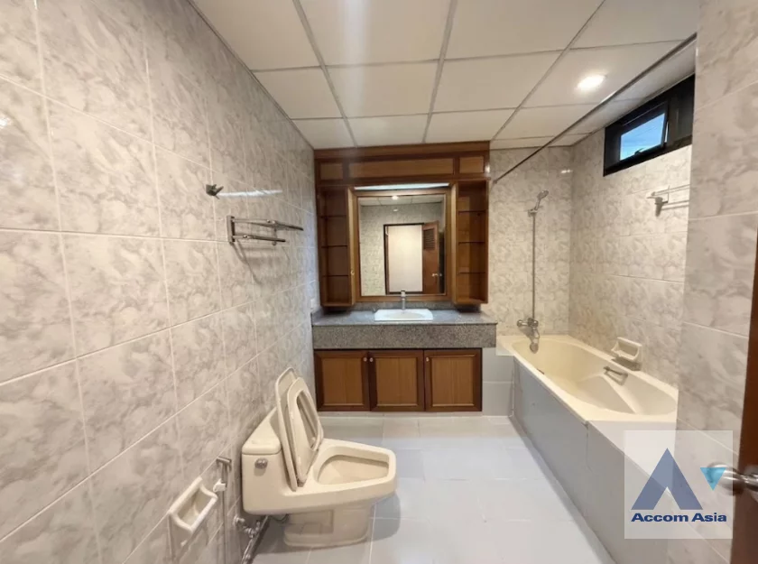 18  3 br Apartment For Rent in Sukhumvit ,Bangkok MRT Sukhumvit - BTS Asok at Suite For Family AA46854