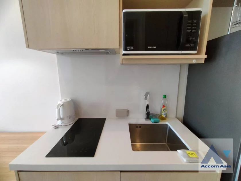 unit 1 Bedroom  Condominium For Rent & Sale in Sukhumvit, Bangkok  near BTS Phrom Phong (AA46858)
