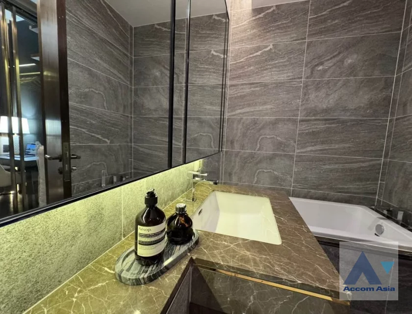 5  1 br Condominium for rent and sale in Sukhumvit ,Bangkok BTS Thong Lo at The Esse Sukhumvit 36 AA46859