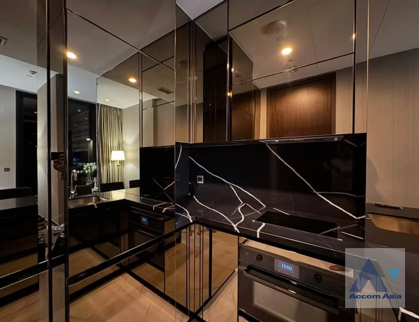 unitLuxury, Fully Furnished, Garden View, Double High Ceiling |  1 Bedroom  Condominium For Rent & Sale in Sukhumvit, Bangkok  near BTS Thong Lo (AA46859)