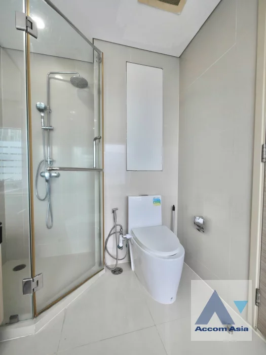 14  2 br Condominium For Sale in Sukhumvit ,Bangkok BTS Ekkamai at Fullerton Sukhumvit AA46861
