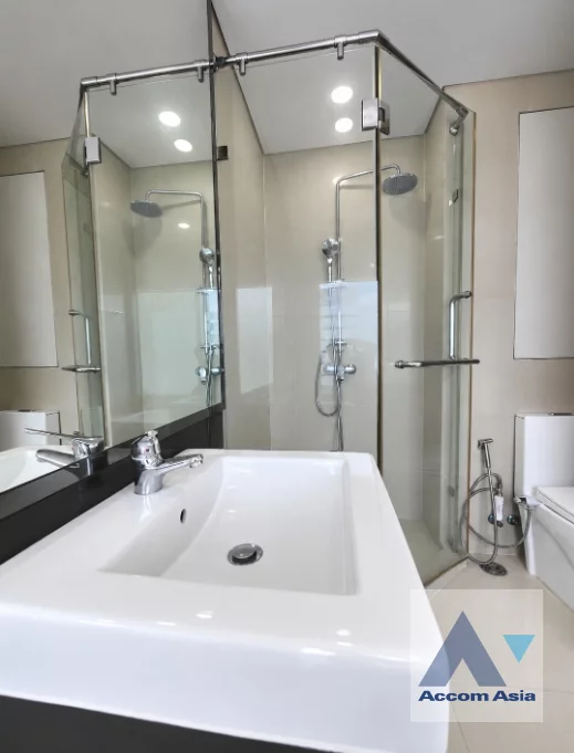 15  2 br Condominium For Sale in Sukhumvit ,Bangkok BTS Ekkamai at Fullerton Sukhumvit AA46861