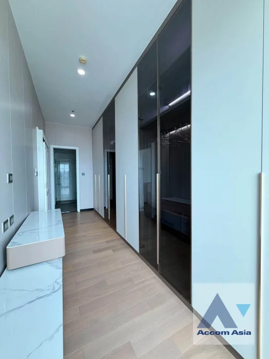 14  4 br Condominium For Sale in Sukhumvit ,Bangkok BTS Phrom Phong at Supalai Oriental Sukhumvit 39 AA46866
