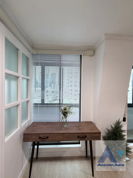  1  2 br Condominium for rent and sale in Silom ,Bangkok BTS Chong Nonsi at Diamond Tower AA46871