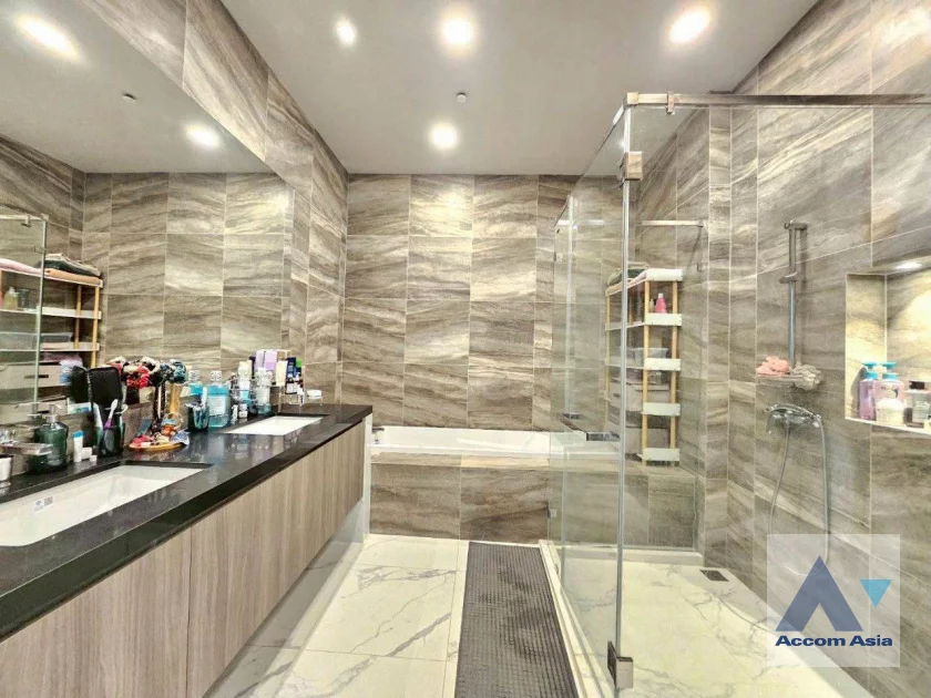 23  4 br Condominium For Rent in Samutprakan ,Samutprakan BTS Bang Na at Whizdom The Forestias AA46872