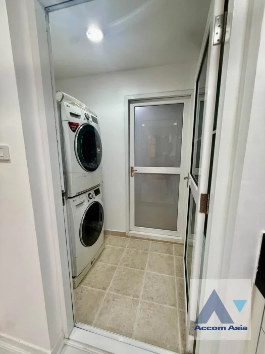 6  3 br Condominium for rent and sale in Ploenchit ,Bangkok BTS Ploenchit at Baan Siri Ruedee AA46873