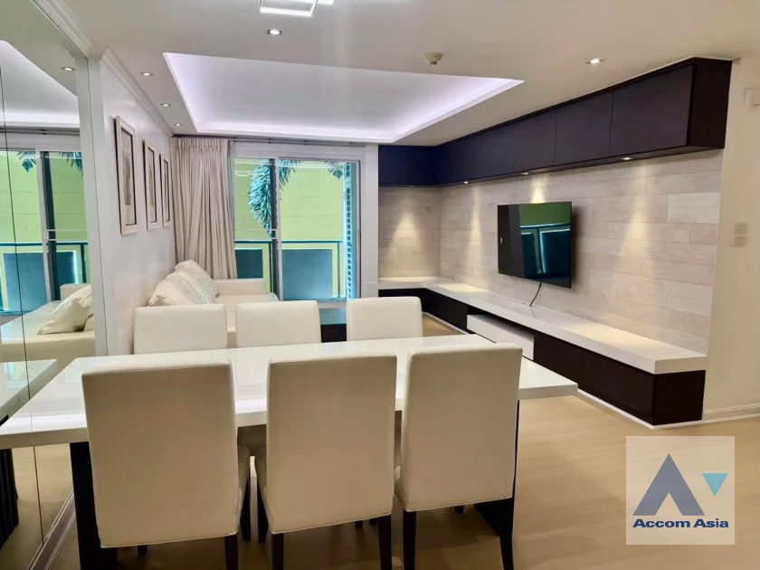 unit 3 Bedrooms  Condominium For Rent & Sale in Ploenchit, Bangkok  near BTS Ploenchit (AA46873)