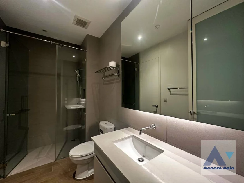 9  2 br Apartment For Rent in Sukhumvit ,Bangkok BTS Asok at Modern Boutique Desirable Low rised Building AA46876