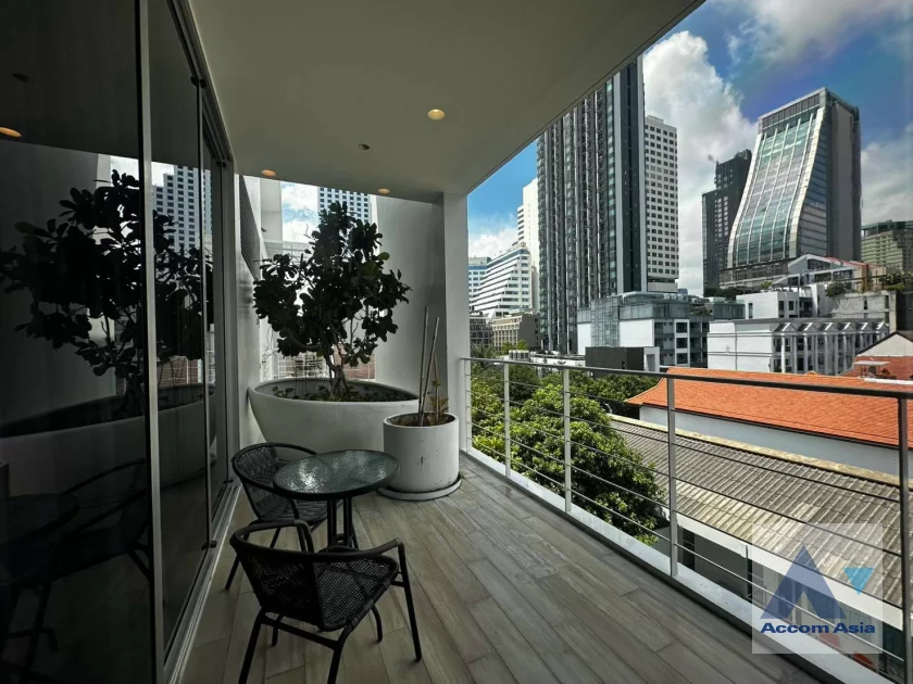  1  2 br Apartment For Rent in Sukhumvit ,Bangkok BTS Asok at Modern Boutique Desirable Low rised Building AA46876
