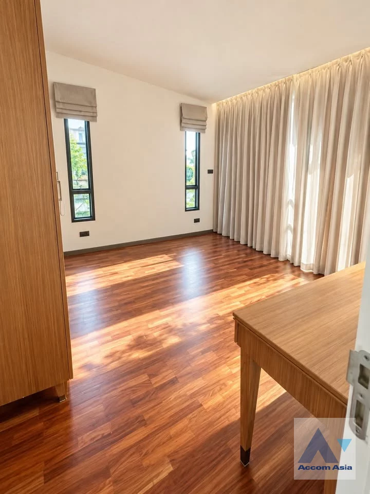 Home Office, Private Swimming Pool house for rent in Sathorn, Bangkok Code AA46879