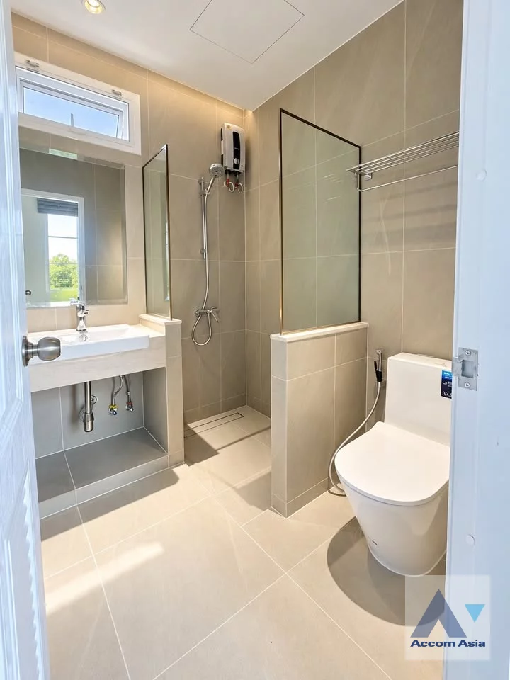 6  8 br House for rent and sale in Sathorn ,Bangkok MRT Khlong Toei AA46879
