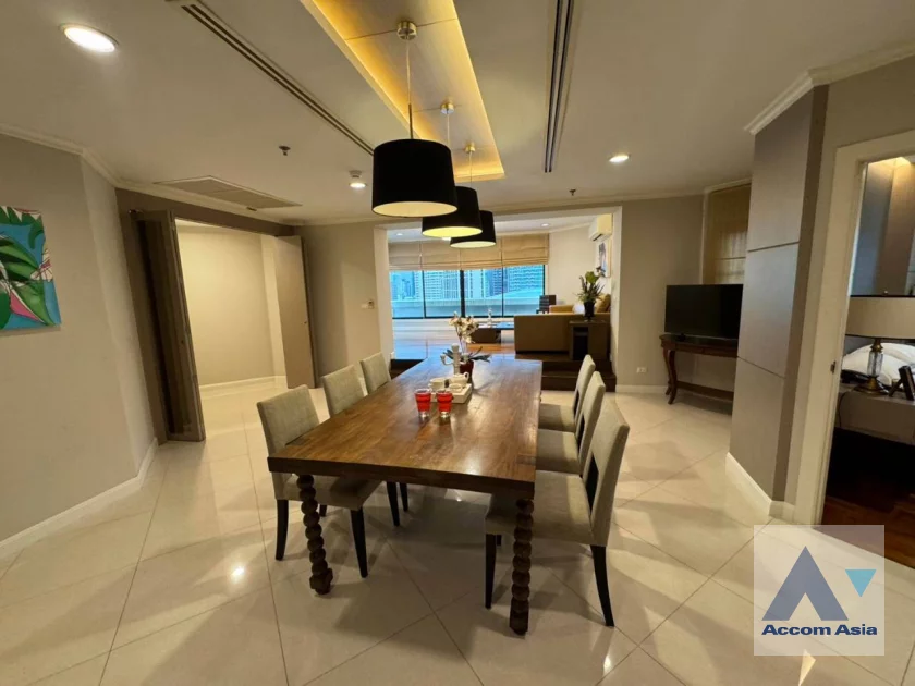 4  3 br Apartment For Rent in Sukhumvit ,Bangkok BTS Phrom Phong at Comfortable for living AA46882