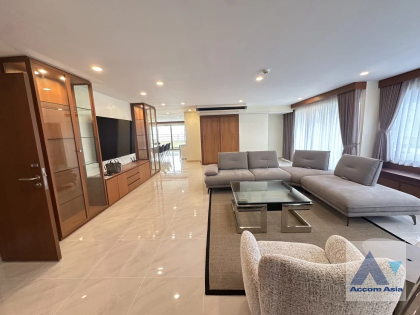 unit 3 Bedrooms  Condominium For Rent & Sale in Sukhumvit, Bangkok  near BTS Asok - MRT Sukhumvit (AA46883)