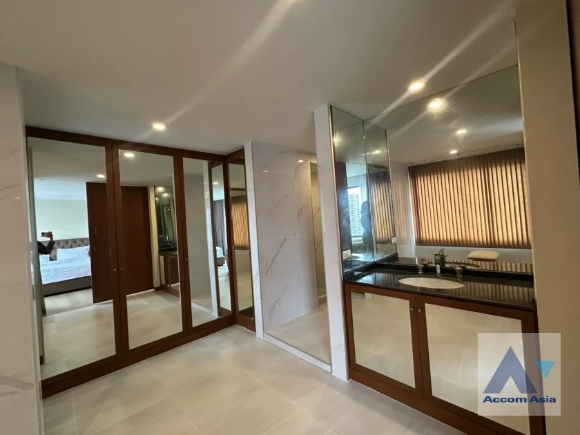27  3 br Condominium for rent and sale in Sukhumvit ,Bangkok BTS Asok - MRT Sukhumvit at Liberty Park I AA46883