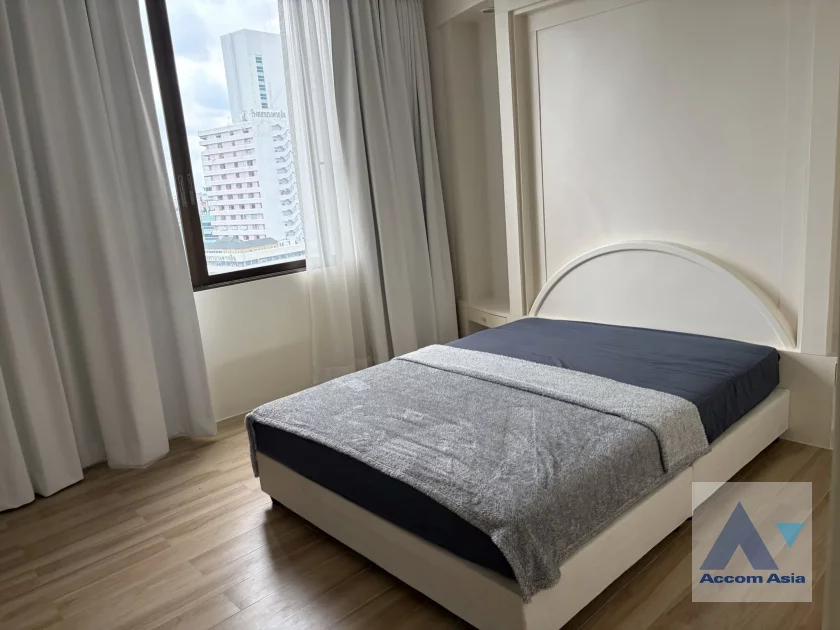 12  3 br Condominium For Rent in Charoen Nakhon ,Bangkok BTS Krung Thon Buri at River House AA46887
