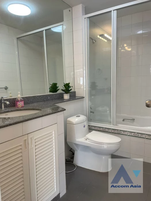 30  6 br Townhouse For Rent in Sukhumvit ,Bangkok BTS Phra khanong - ARL Ramkhamhaeng AA46890