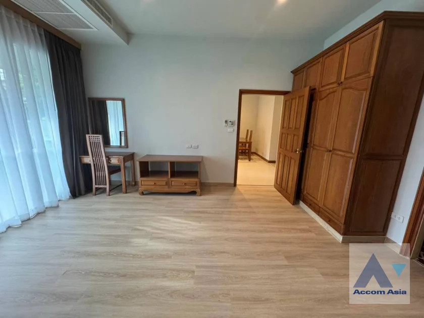 8  1 br Apartment for rent and sale in Sathorn ,Bangkok MRT Lumphini - BTS Chong Nonsi at Exclusive Privacy Residence AA46897