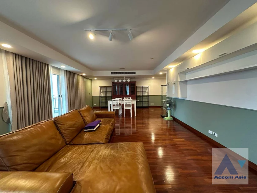 unit 2 Bedrooms  Condominium For Rent in Sathorn, Bangkok  near BRT Thanon Chan (AA46901)