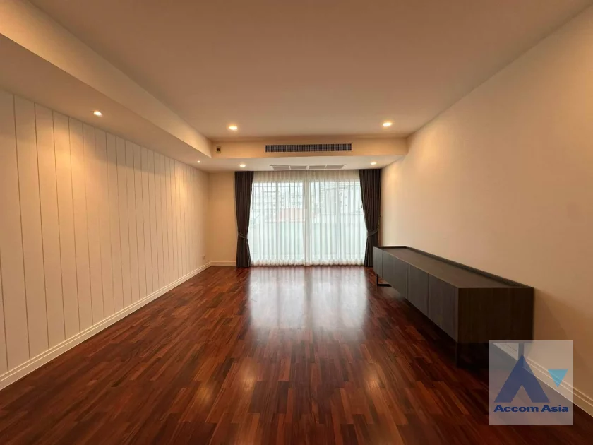  1  2 br Condominium for rent and sale in Sathorn ,Bangkok BRT Thanon Chan at Supreme Elegance AA46902