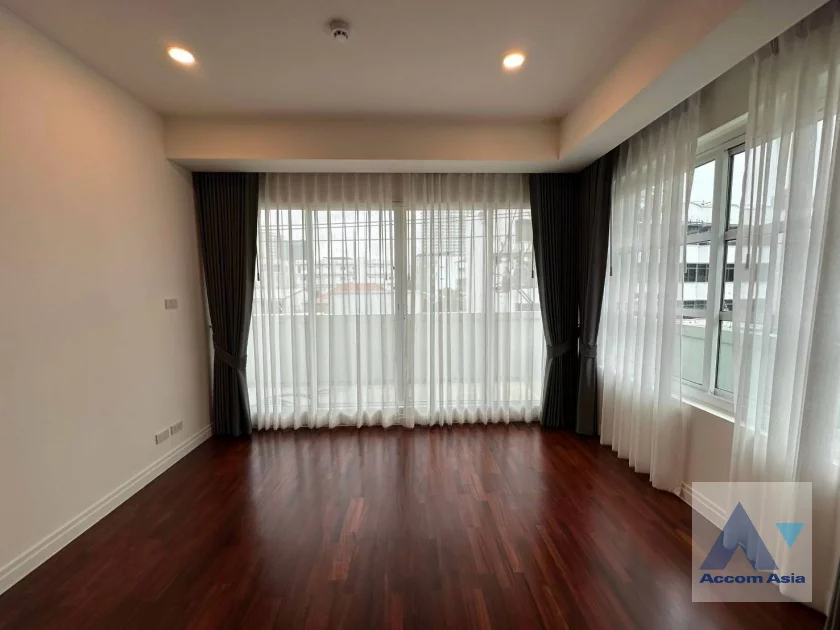 17  2 br Condominium for rent and sale in Sathorn ,Bangkok BRT Thanon Chan at Supreme Elegance AA46902