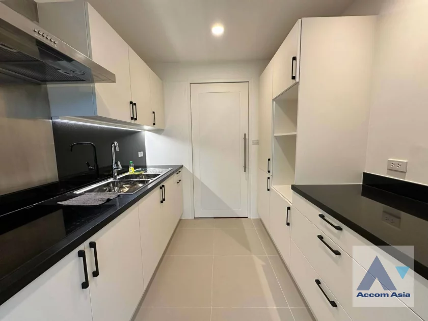 10  2 br Condominium for rent and sale in Sathorn ,Bangkok BRT Thanon Chan at Supreme Elegance AA46902