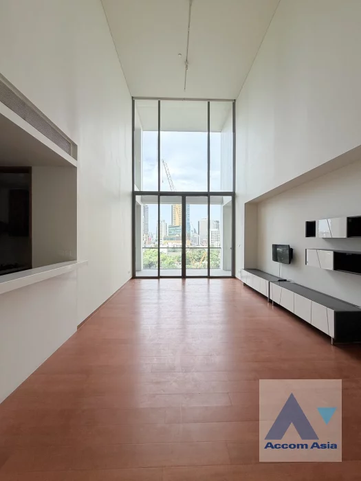 unit 3 Bedrooms  Condominium For Rent & Sale in Sathorn, Bangkok  near BTS Chong Nonsi - MRT Lumphini (AA46903)
