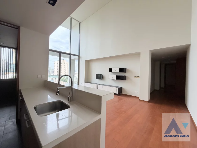 unit 3 Bedrooms  Condominium For Rent & Sale in Sathorn, Bangkok  near BTS Chong Nonsi - MRT Lumphini (AA46903)