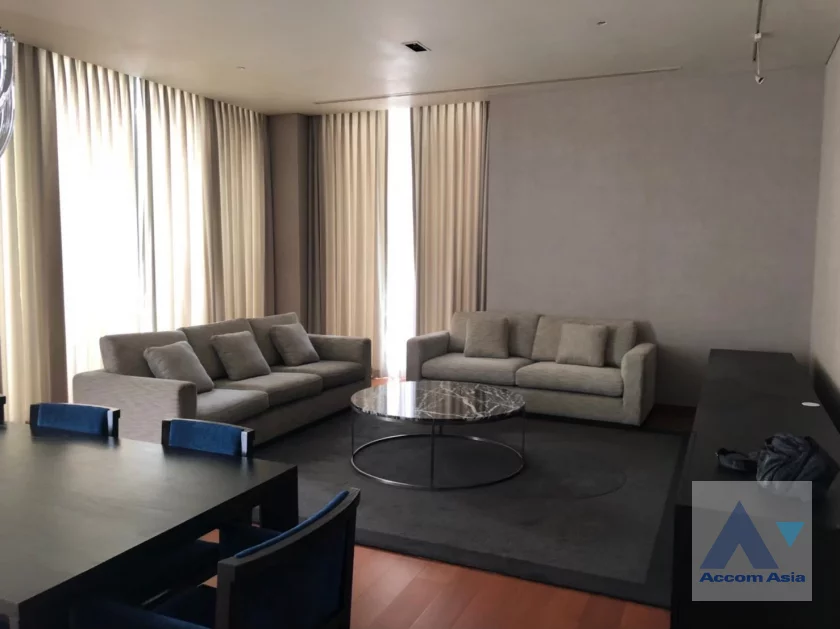 unitDuplex Condo |  3 Bedrooms  Condominium For Rent in Sathorn, Bangkok  near MRT Lumphini - BTS Chong Nonsi (AA46905)