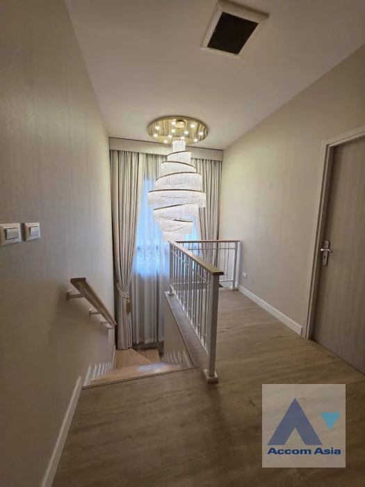 9  4 br House For Rent in Samutprakan ,Samutprakan  at House AA46909