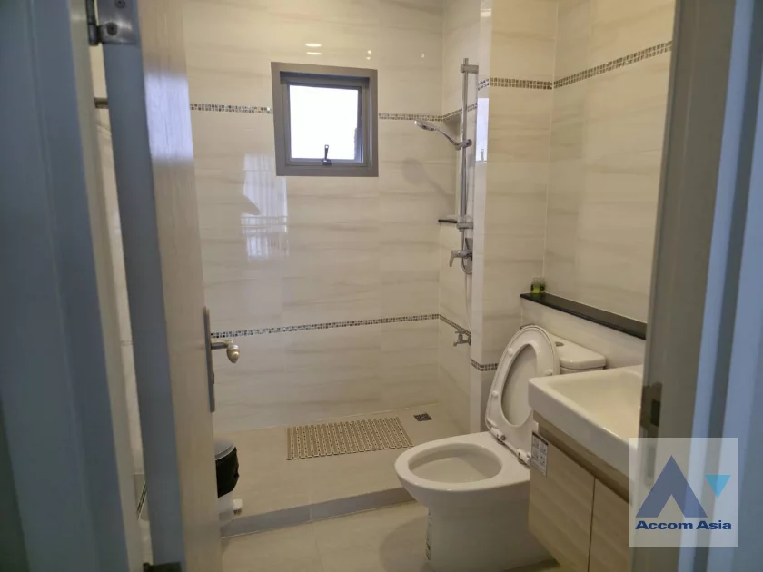 13  4 br House For Rent in Samutprakan ,Samutprakan  at House AA46909