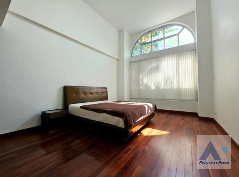 6  1 br Condominium For Sale in Ploenchit ,Bangkok BTS Ploenchit at All Seasons Mansion AA46912