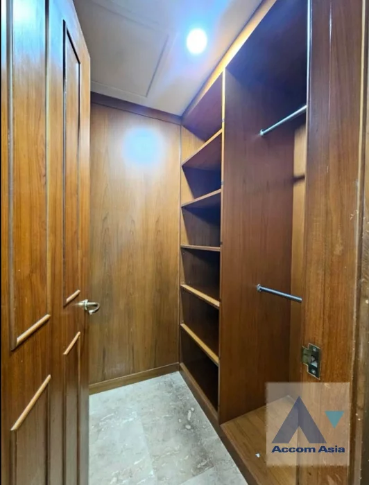 10  1 br Condominium For Sale in Ploenchit ,Bangkok BTS Ploenchit at All Seasons Mansion AA46912